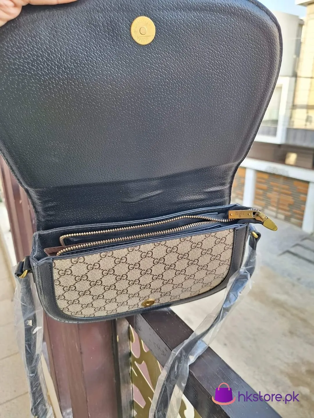 Gucci Cross Body Bag