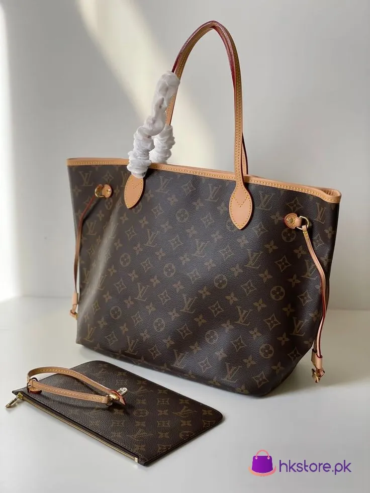 Louis Vuitton Never Full