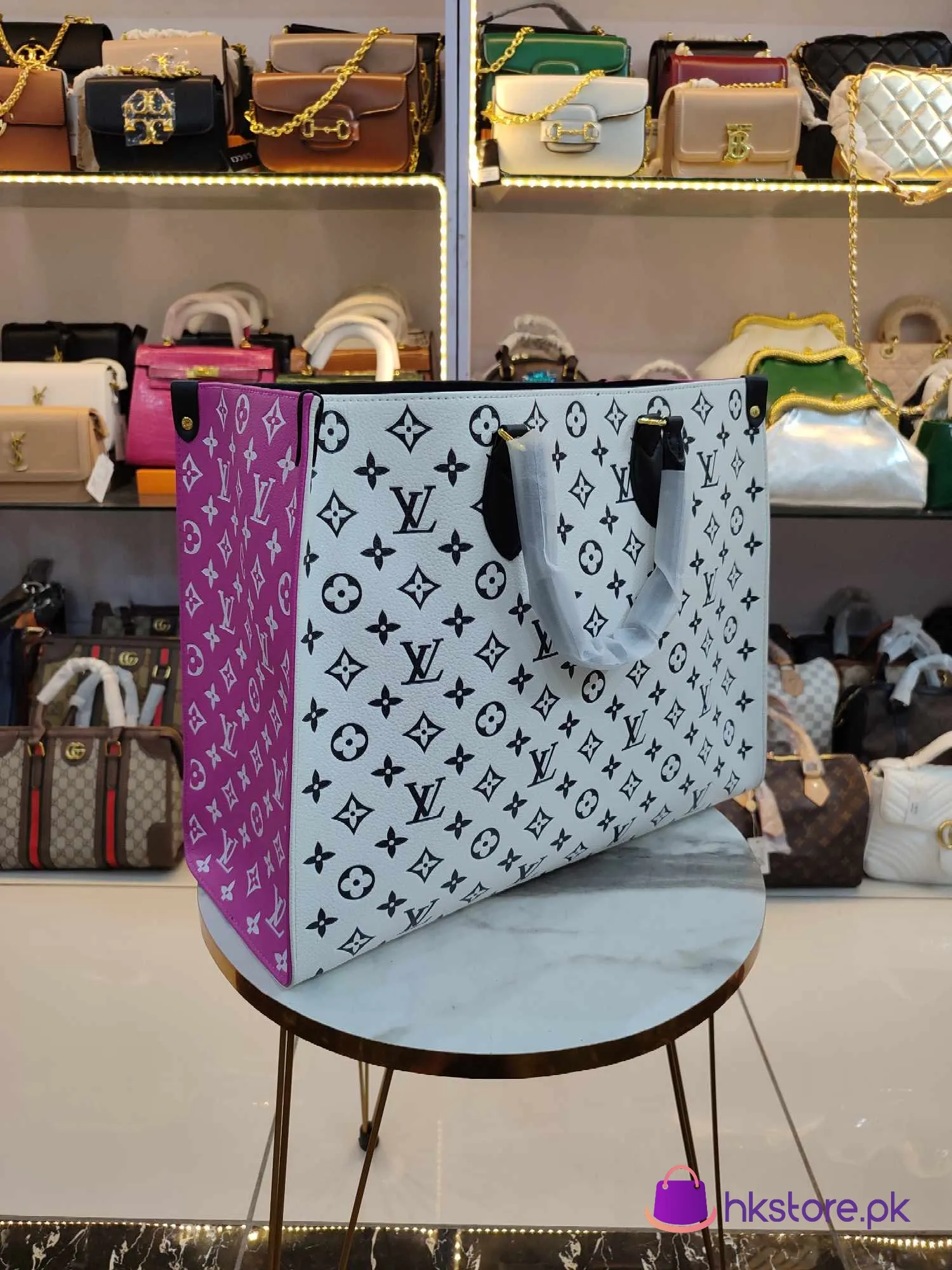Louis Vuitton On The Go Gm