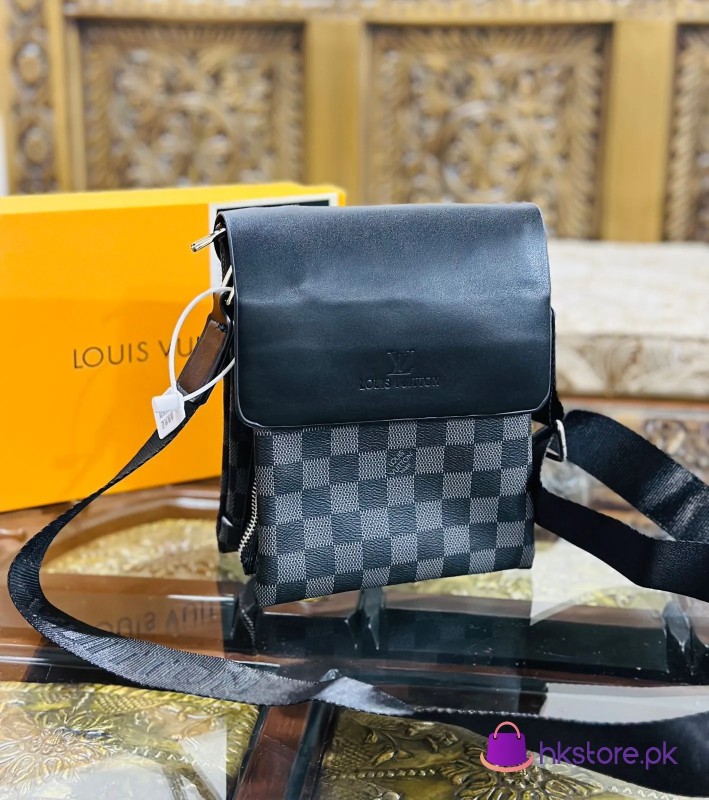 Louis Vuitton Passanger Unisex Cross Body 