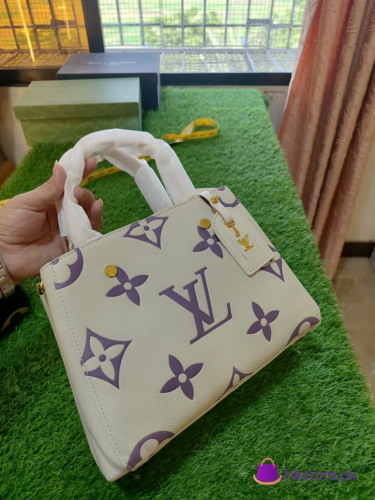 Lv Bag Small 