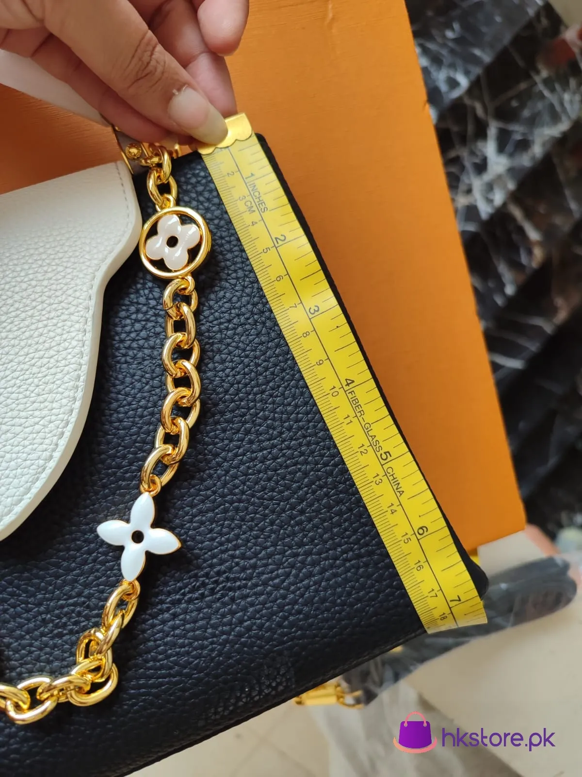 Lv Chain Handbag 
