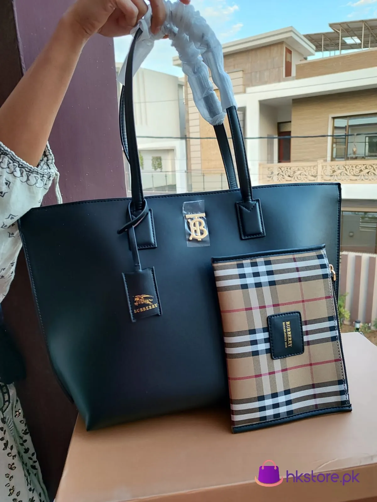 Torry Burberry Tote Bag