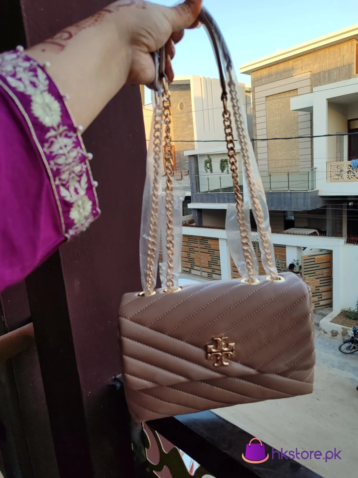 Torry Burch Crossbody Soft Material 
