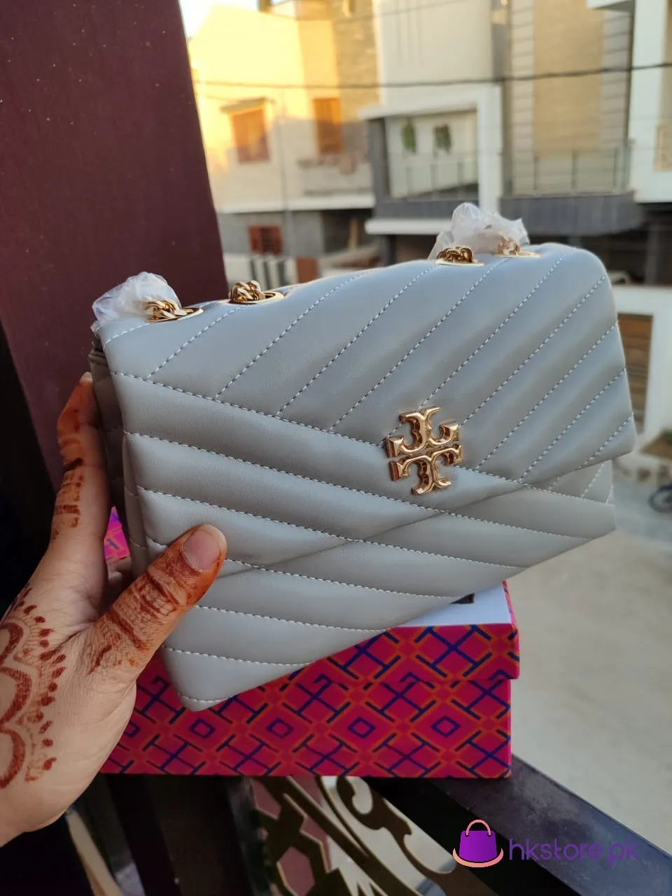 Torry Burch Crossbody Soft Material 