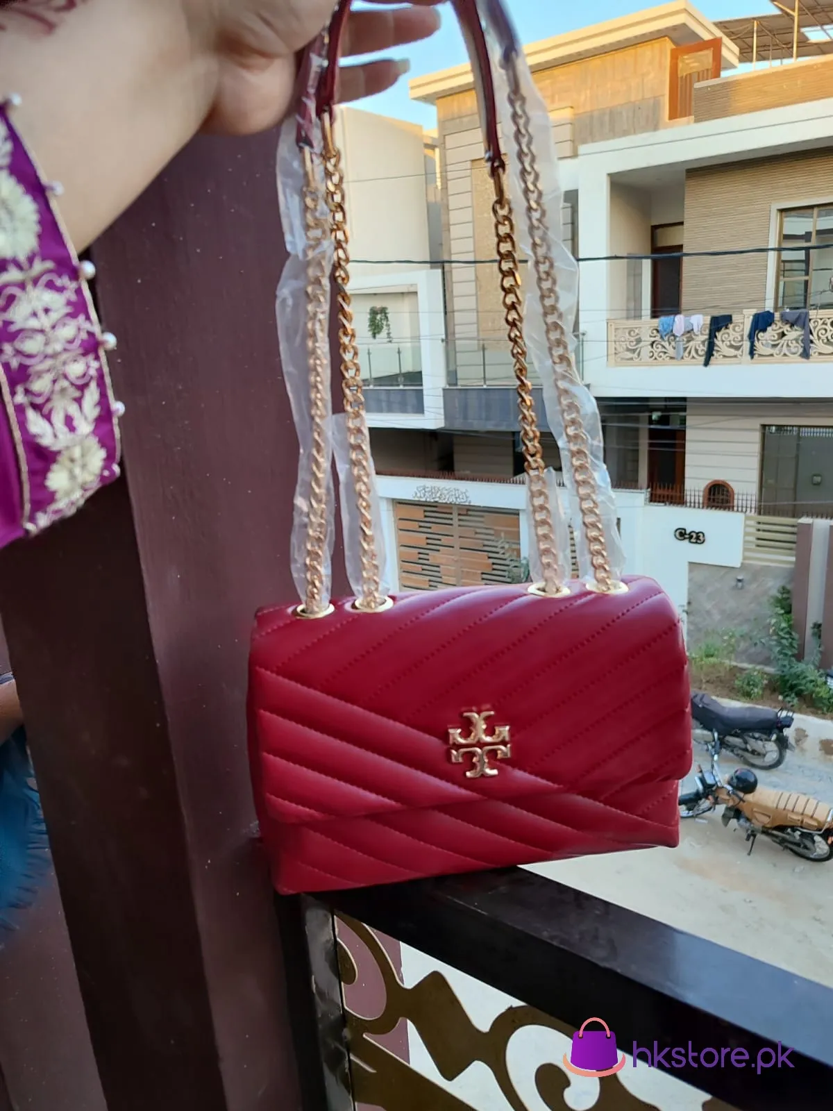 Torry Burch Crossbody Soft Material 