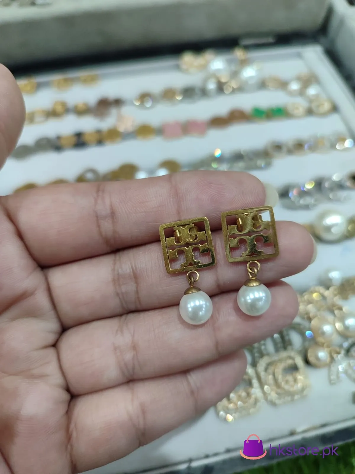 Best Price Tory pearl Earring 