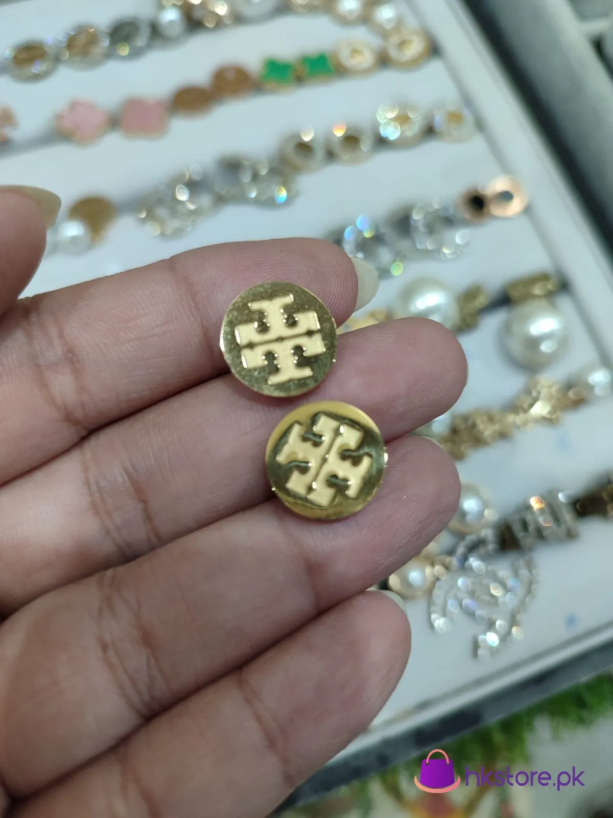 Best Price Tory Round Studs 